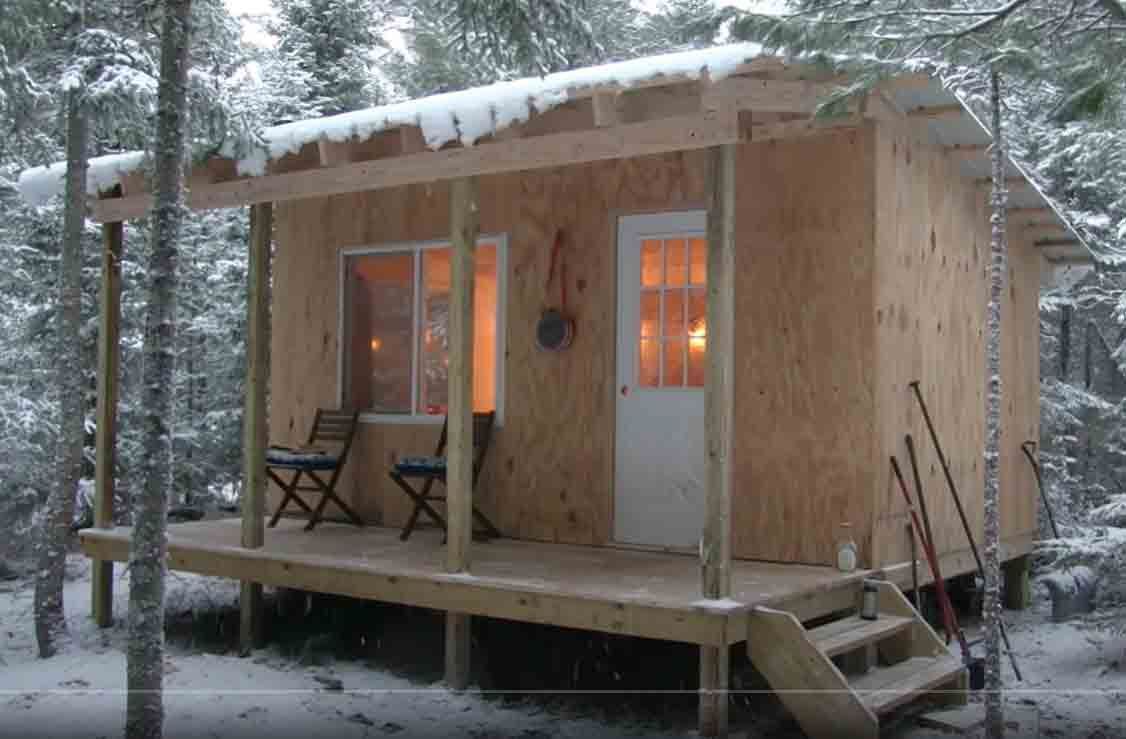 Simple Tiny Off Grid Cabin In The Woods